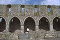 Jerpoint Abbey Arches 1997 08 28.jpg