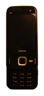 Nokia N85 Aperto 1.jpg