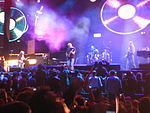 Waters (al fondo a la derecha) actuando con Pink Floyd en Live 8, el 2 de julio de 2005.