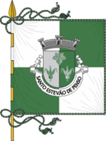Bandera de la freguesía de Santo Estêvão do Penso