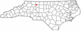 Ubicación en el condado de Forsyth y condado de Stokes y en el estado de Carolina del Norte Ubicación de Carolina del Norte en EE. UU.