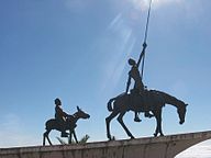 Monumento a Cervantes Mar del Plata.jpg