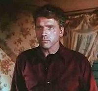 Burt Lancaster en un fotograma de la película Vengeance Valley
