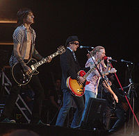 Izzy Stradlin con Guns N' Roses en 2006.