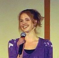 Erin Chambers en una conferencia en 2007