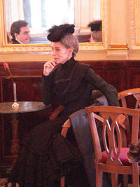 Gerardine Chaplin al Gambrinus di Napoli.jpg