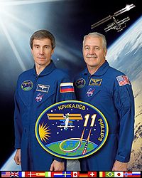 Sergei Krikalev (Rusia) y John Phillips (EE.UU.)