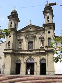 Iglesia de San Antonio- Medellín.JPG