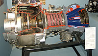 Vista en corte de un Lycoming T-53, un motor turboeje diseñado en los años 1950 utilizado en varios tipos de helicópteros.