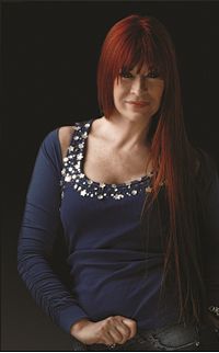 Manuela Bravo (Foto interior CD Hablo de vivir) (Año 2011).jpg