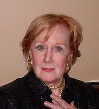 Marni Nixon en 2009 al salir de un recital en el Metropolitan de Nueva York, cantando aún a los 78 años.