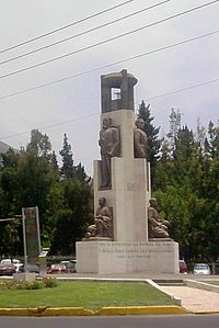 Monumento a la Revolución en Pachuca.jpg