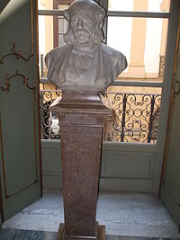 Sala Verde - Busto di Mariano Stabile.JPG