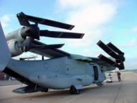 El primer Osprey entregado al programa de prueba en vuelo de la Armada tras la reanudación de las evaluaciones de vuelo en 2002; en configuración compacta de almacenamiento.