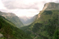Valle de Ordesa visto desde el tramo intermedio de la Senda de Cazadores