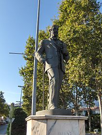 Statue Jaime de Mora.jpg