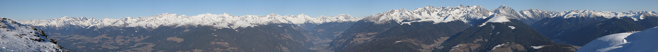 Panorama de las Dolomitas del Plan de Corones.