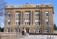 Greeley County Courthouse (Nebraska) from W 1.JPG