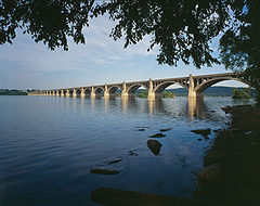 Columbia-Wrightsville Bridge.jpg