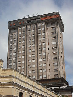 Edificio La Riojana 2.jpg