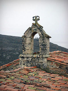 Iglesia de San Pedro 004 Barrio de San Pedro (Becerril del Carpio).JPG