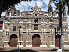 Iglesia de Santa Barbara-Santa Fe de Antioquia.jpg