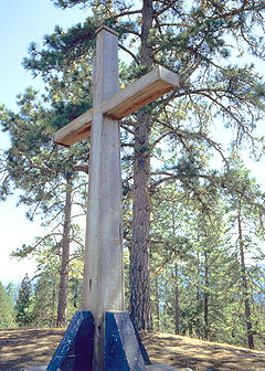 Mount Hermon Ponderosa Lodge Cross.jpg