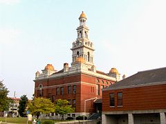 Sevier-county-tn-courthouse.jpg