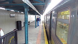 20 Ave NYC Subway Station by David Shankbone.JPG
