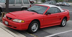 Ford Mustang GT Convertible de 1994.