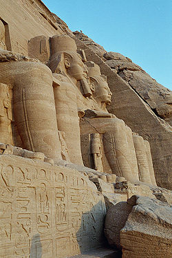 Abu-Simbel temple1.jpg