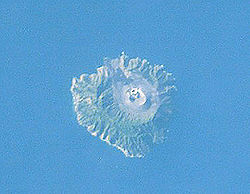 Barren I Andamans ISS006-E-33378.jpg