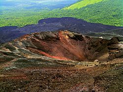 Cerro Negro Volcano Crater Nicaragua August 2011.jpg