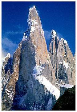 Cerro torre 1987.jpg