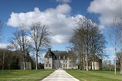 Chateau-d-aubigny-calvados.jpg