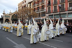 Cofrades de la Eucaristía (Zaragoza).jpg