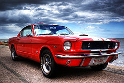 Ford Mustang fastback del 1964.