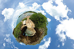 Globe panorama03.jpg