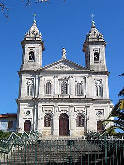 Igreja Bonfim by Henrique Matos 01.jpg