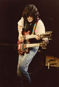 Jimmy Page 1983.jpg