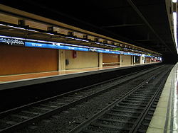 Metro Barcelona station Can Vidalet L5.JPG