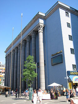 Stockholm Konserthuset 2002.jpg