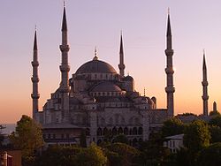 Sultan Ahmed Mosque, Istambul.jpg