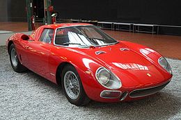 Réplica de un Ferrari 330 P4.