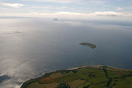 Vista aérea con las islas de Kildonan, Pladda y Ailsa Craig