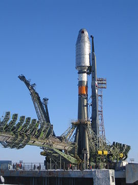 Cohete Soyuz-2.1a listo para despegar con el satélite MeTEOPA.