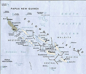 Mapa de las islas Salomón, en el que se distinguen las islas que corresponden al estado de las islas Salomón (en blanco) de las que corresponden al estado de Papúa Nueva Guinea (en gris).