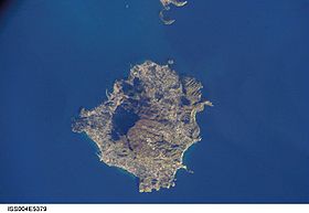 Isla de Isquia, vista desde el Espacio (NASA)