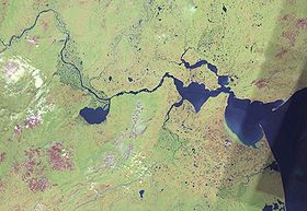 Localización del Velikaya en una vista de satélite del estuario del Anádyr