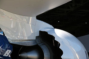 Boeing 787 engine chevrons.jpg